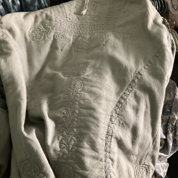 Magnolia pearl 2017 velvet embroidered cropped jacket SOLD - Picture 9 of 9